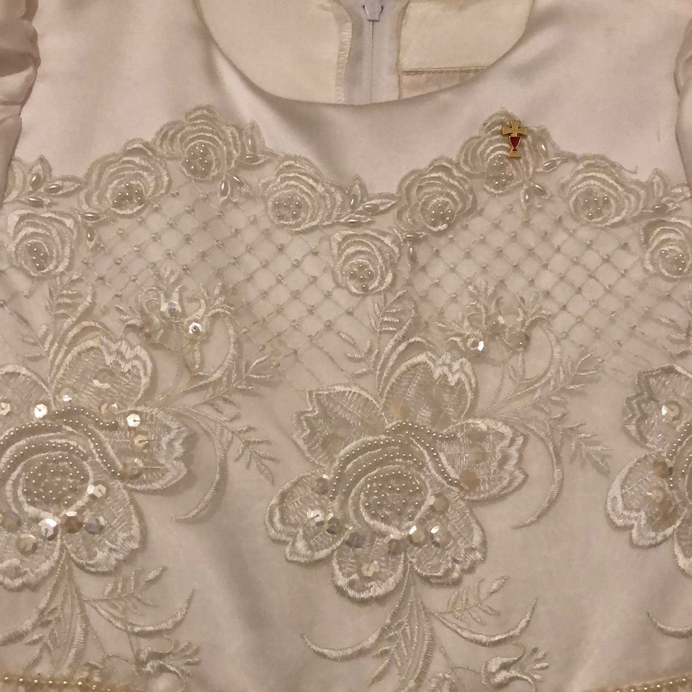 Communion dress - Picture 2 of 8